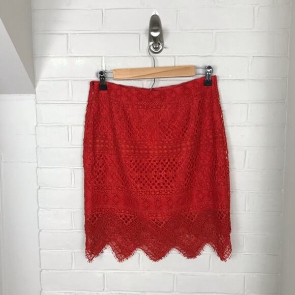 NWT Banana Republic Red Lace Skirt Size 0 - Picture 5 of 7